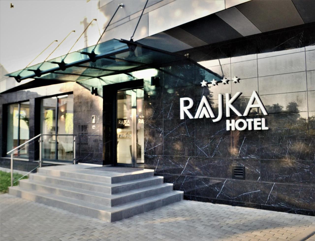 Hotel Rajka Valašské Meziříčí Bagian luar foto